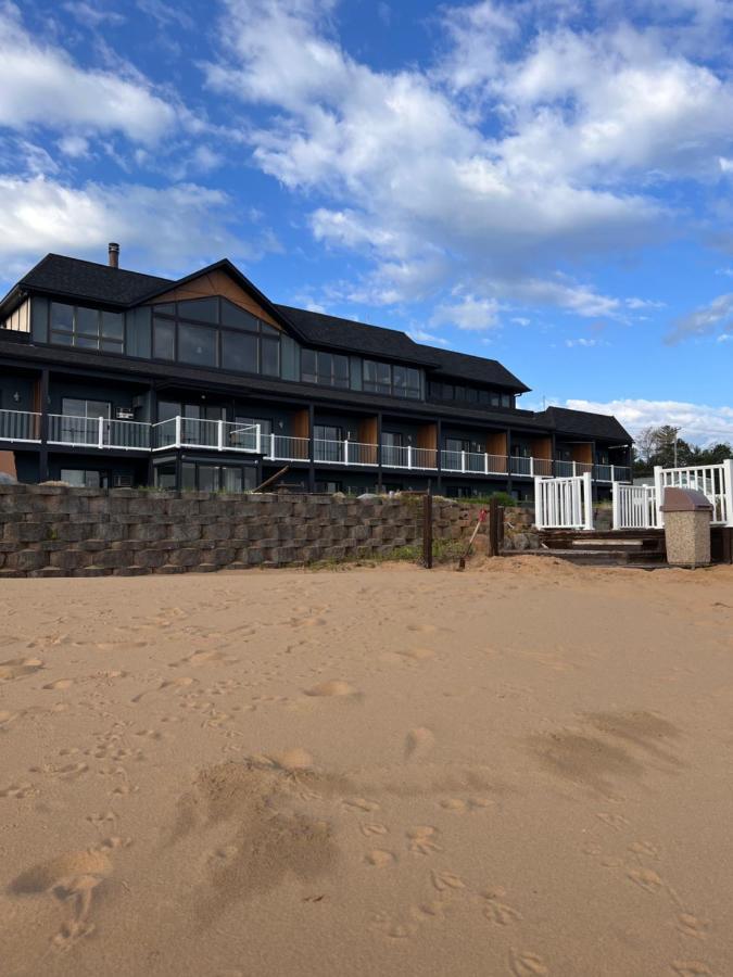 The Beach Haus - Traverse City Eksteriør bilde